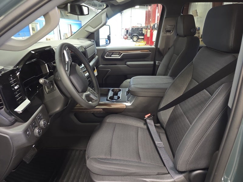 2025 Chevrolet Silverado 3500 HD LT