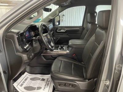 2025 Chevrolet Silverado 3500 HD LTZ