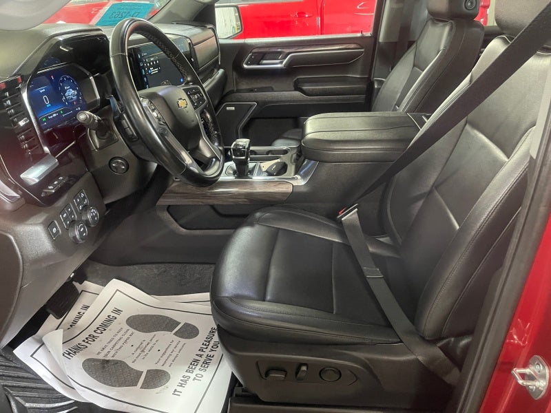 2025 Chevrolet Silverado 1500 LTZ