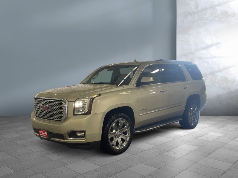 2016 GMC Yukon 4WD Denali's photo