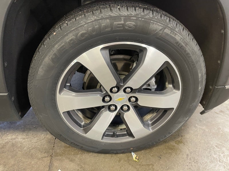 2021 Chevrolet Traverse LT Leather