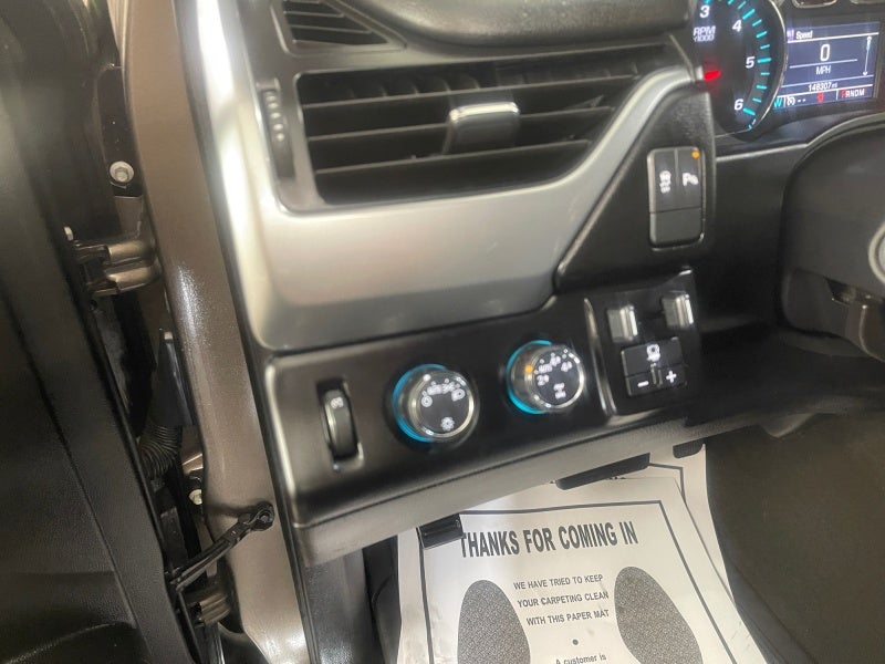 2016 Chevrolet Suburban LS