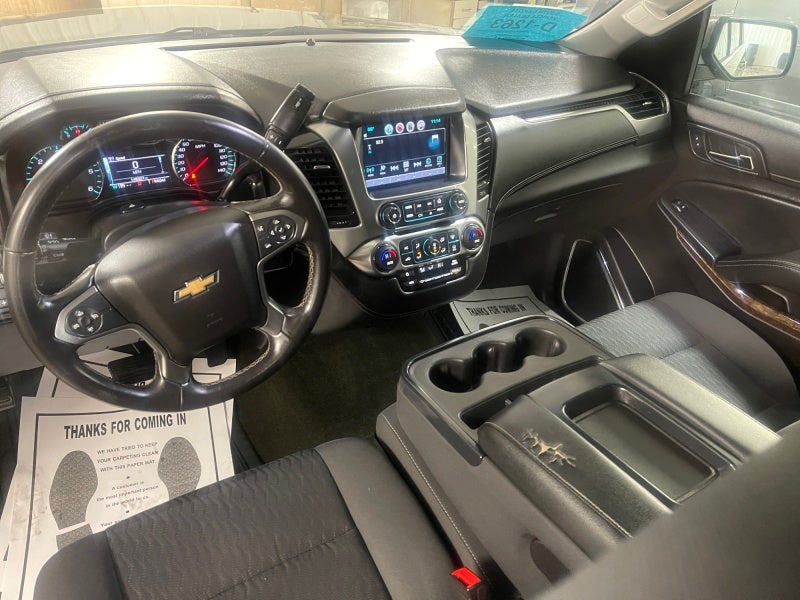 2016 Chevrolet Suburban LS