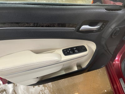 2018 Chrysler 300 Limited