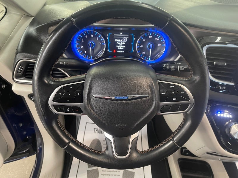 2017 Chrysler Pacifica Touring-L