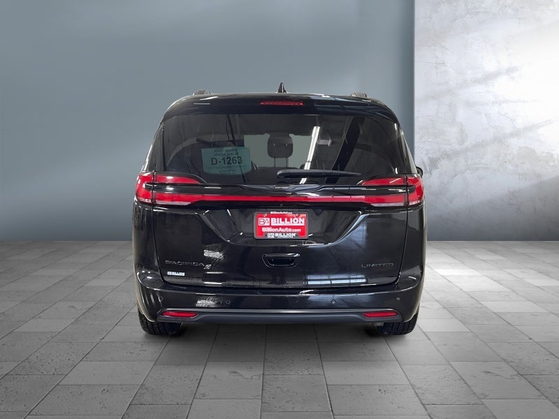 2025 Chrysler Pacifica Limited