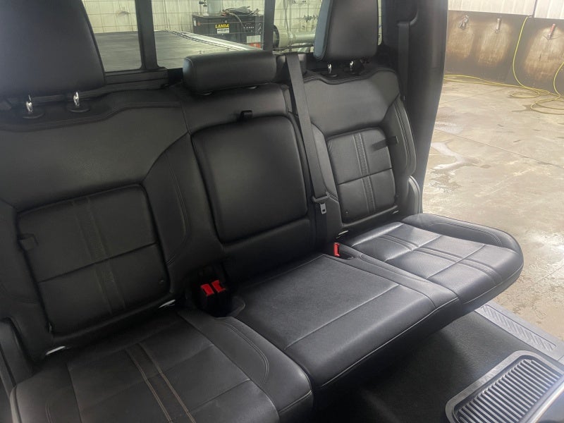 2024 Chevrolet Silverado 3500 HD High Country