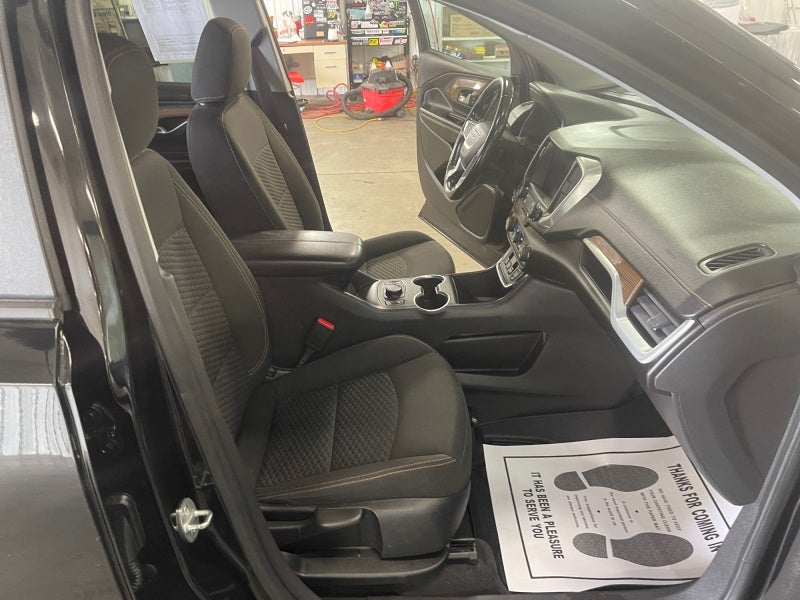 2021 GMC Terrain SLE