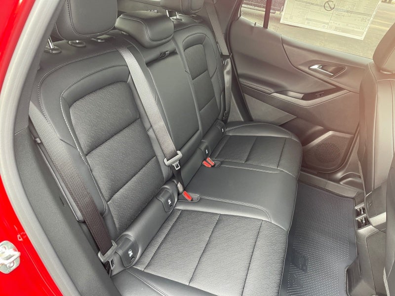 2027 Chevrolet Equinox LT - Photo 14