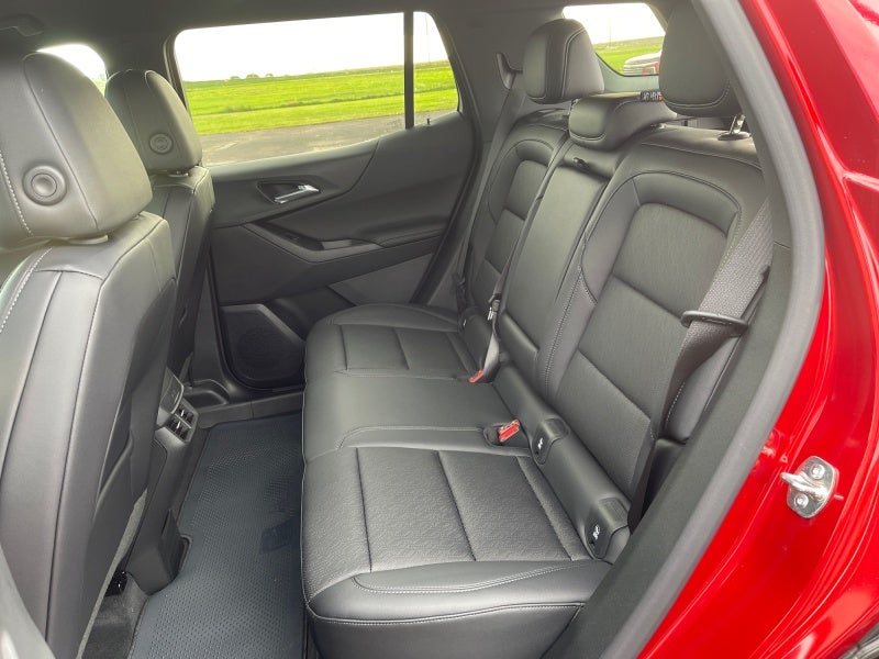 2027 Chevrolet Equinox LT - Photo 18