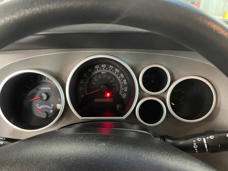 2010 Toyota Tundra 4WD Truck CREWMX